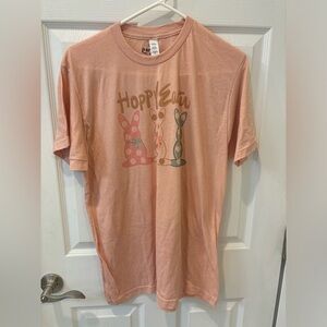 10/$20🔥 Easter‎ Bunny shirt